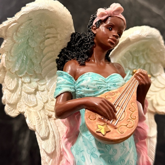 Angel Playing Lute Figurine - Picture 14 of 16